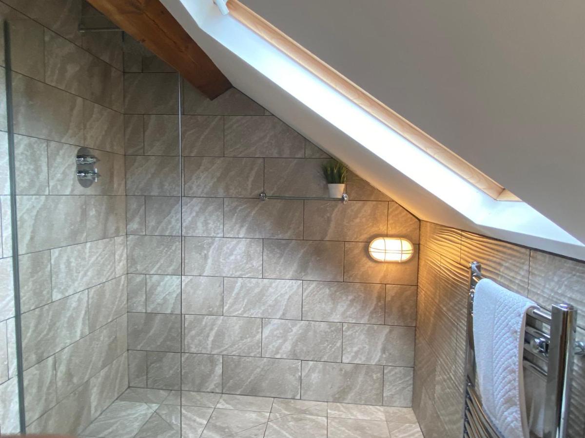 Betsey Trotwood. Historic Stylish 2-Bed Cottage. Blundeston Eksteriør bilde