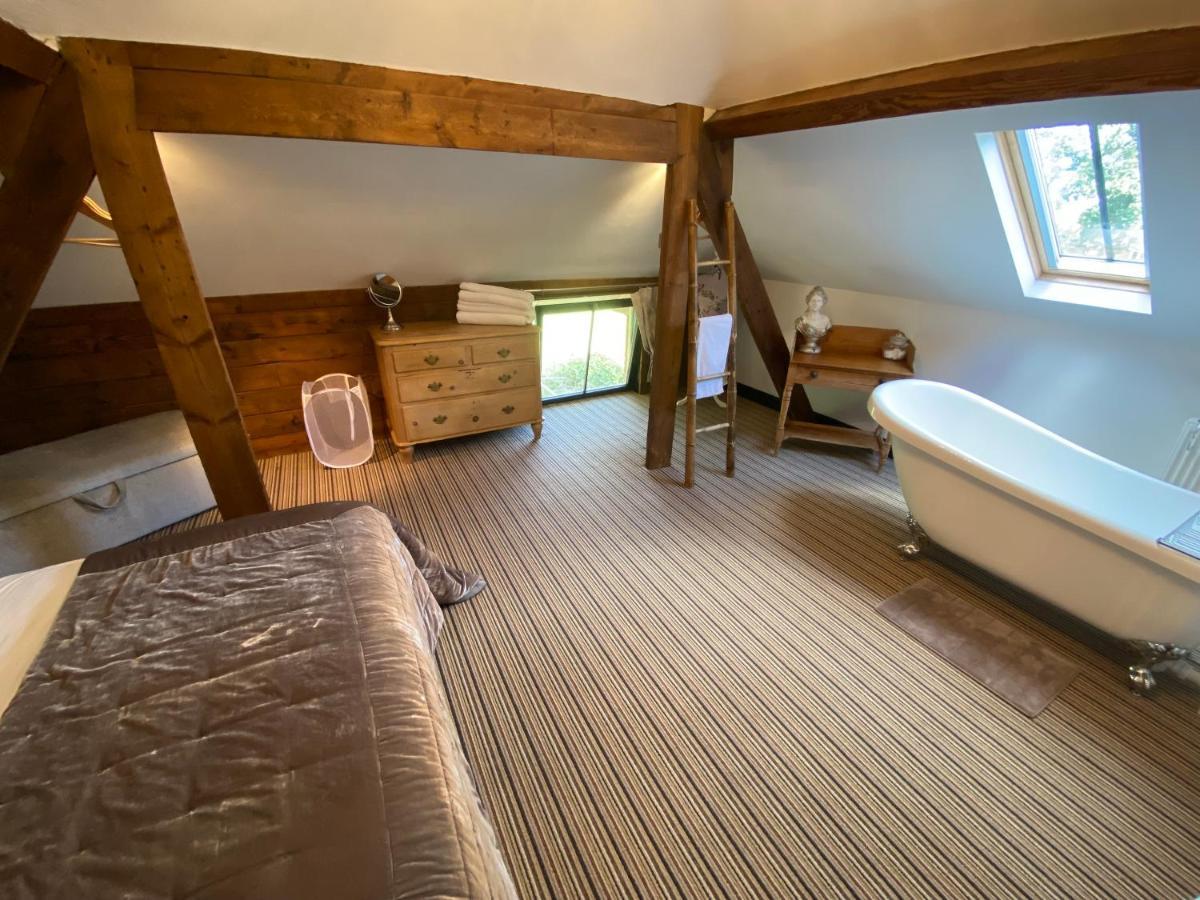 Betsey Trotwood. Historic Stylish 2-Bed Cottage. Blundeston Eksteriør bilde